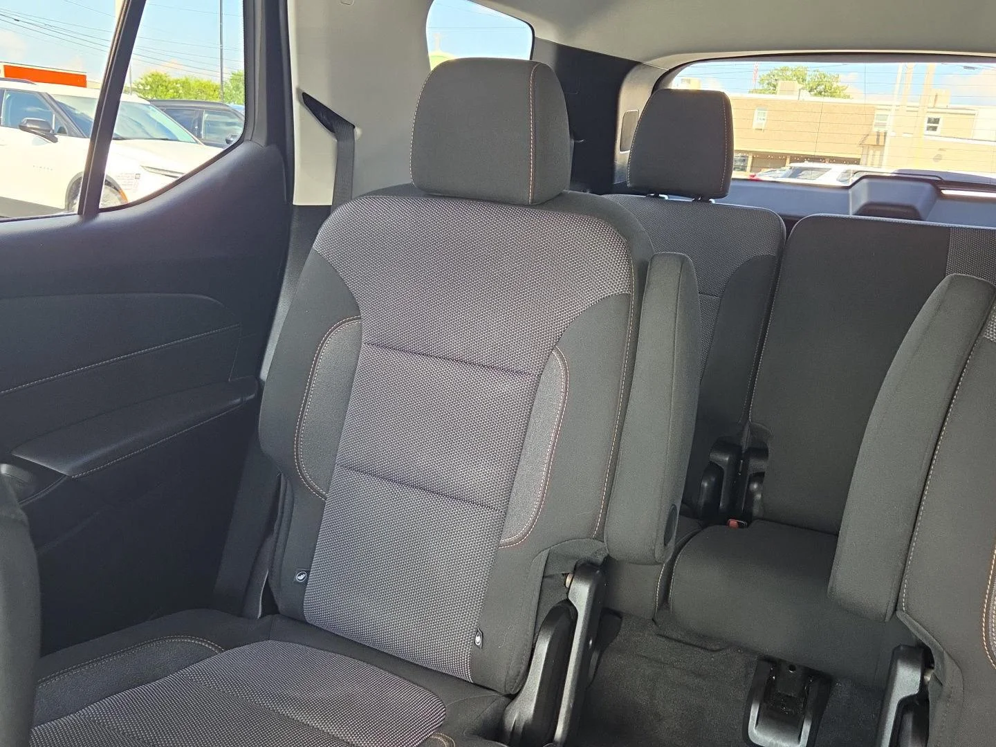 Used 2020 Mosaic Black Metallic Chevrolet LT Cloth image 19
