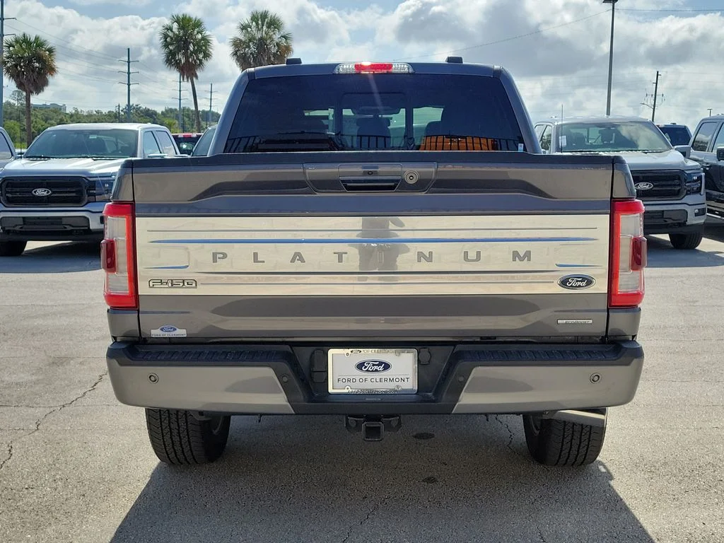 Used 2022 Carbonized Gray Metallic Ford Platinum image 4
