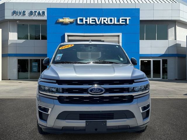 Used 2023 Silver Ford Limited image 2
