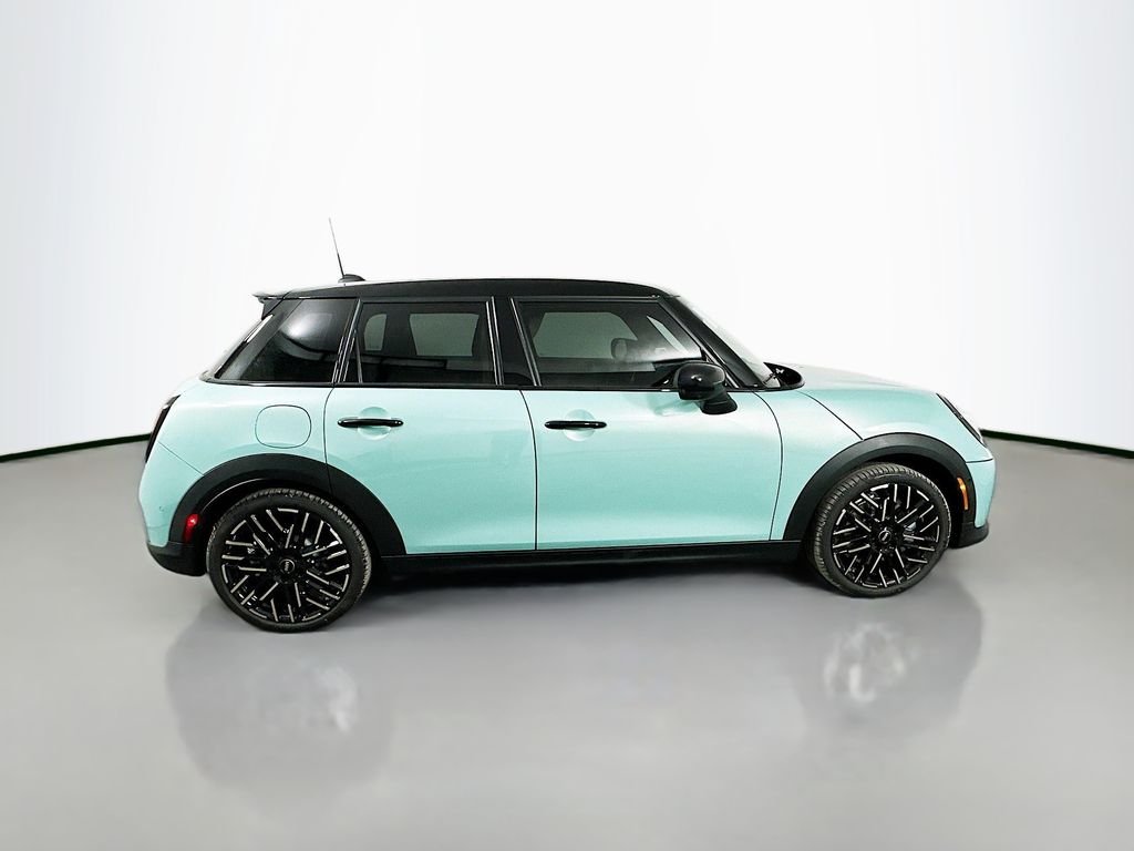 Used 2026 Green MINI  image 4