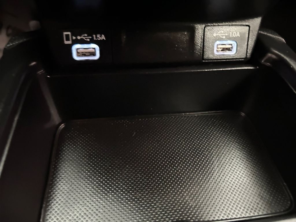 Used 2022  Honda EX image 30