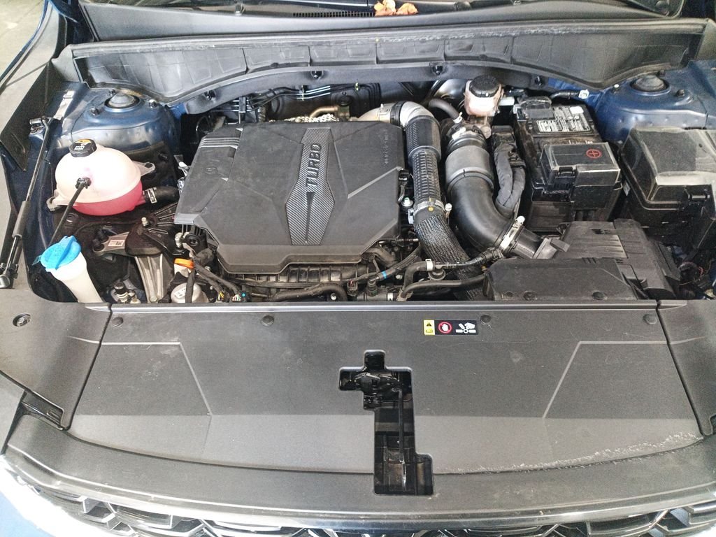 Used 2025 Black Kia SX image 28