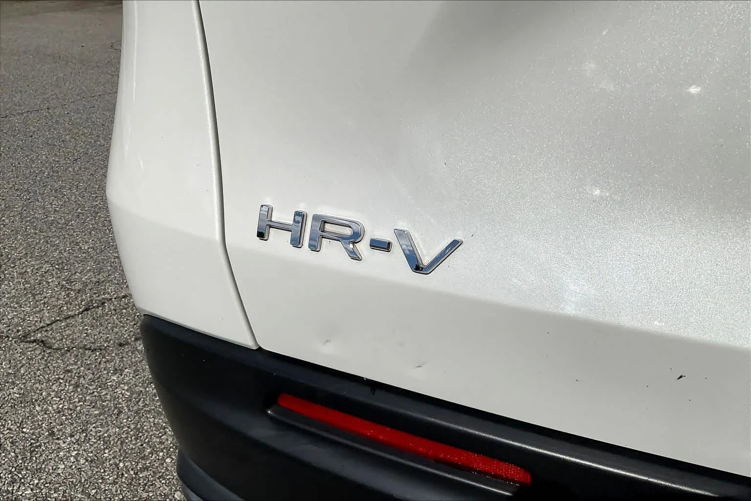 Used 2023 Platinum White Pearl Honda Sport image 30