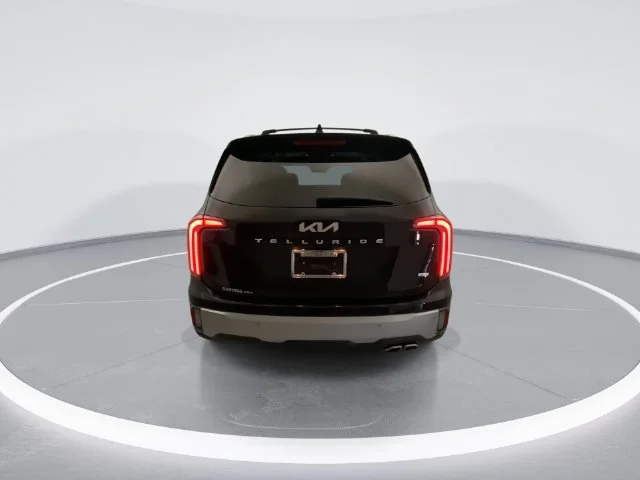 Used 2024 Black Kia EX image 5