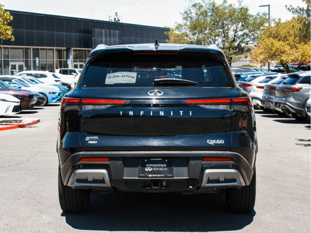 Used 2024 Mineral Black INFINITI SENSORY image 6