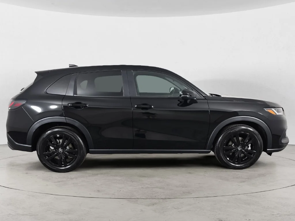 2027 Honda HR-V Sport - Photo 34
