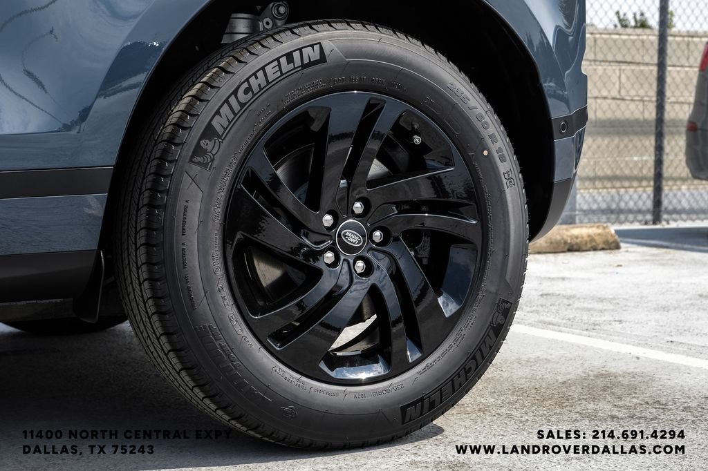 New 2026 Tribeca Blue Metallic Land Rover S image 53