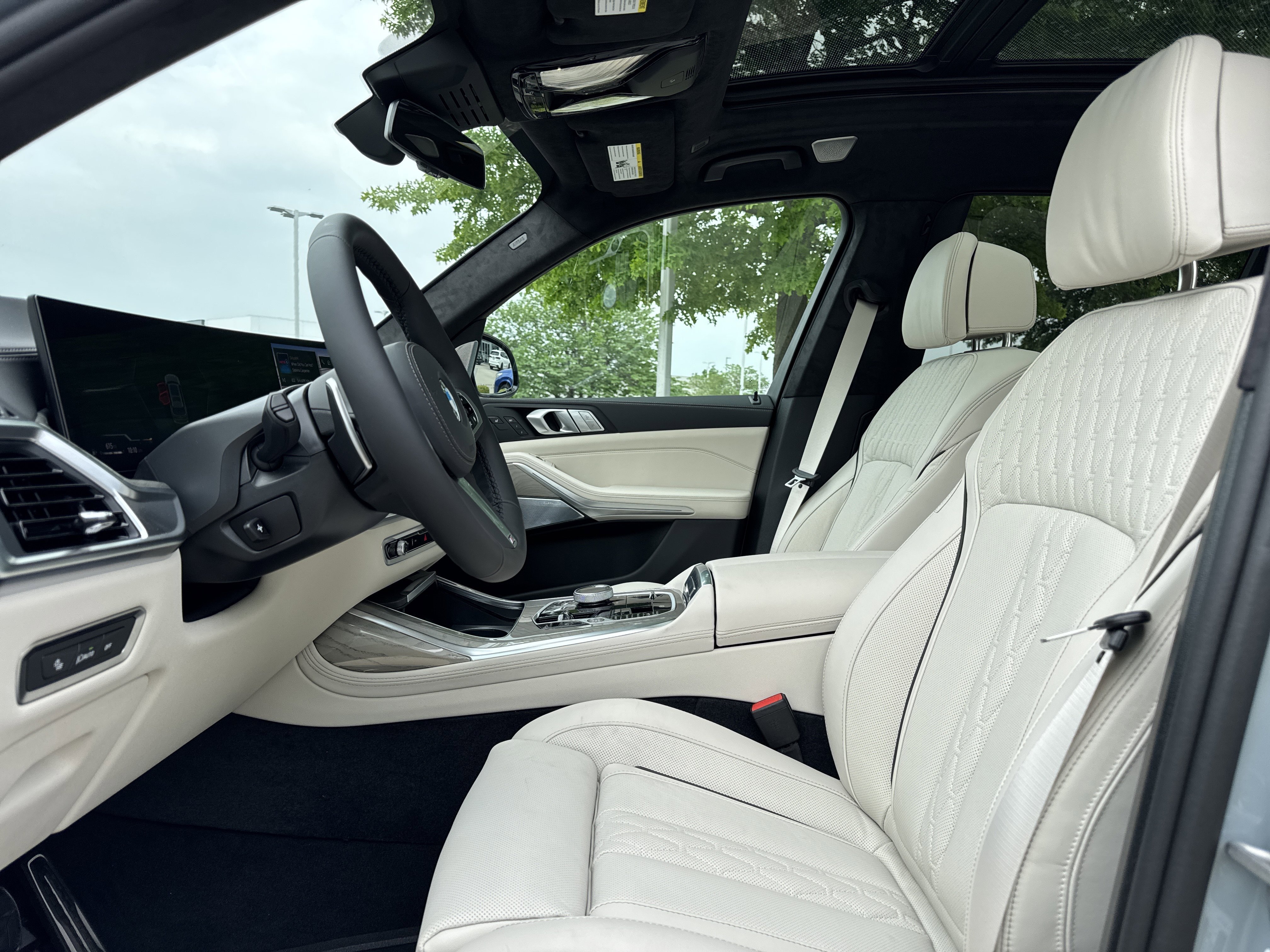New 2027 0C4P Brooklyn Grey Metallic BMW xDrive40i image 12