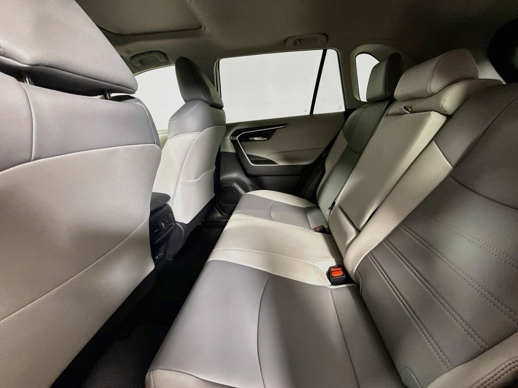 Used 2024 Magnetic Gray Metallic Toyota XLE Premium image 25