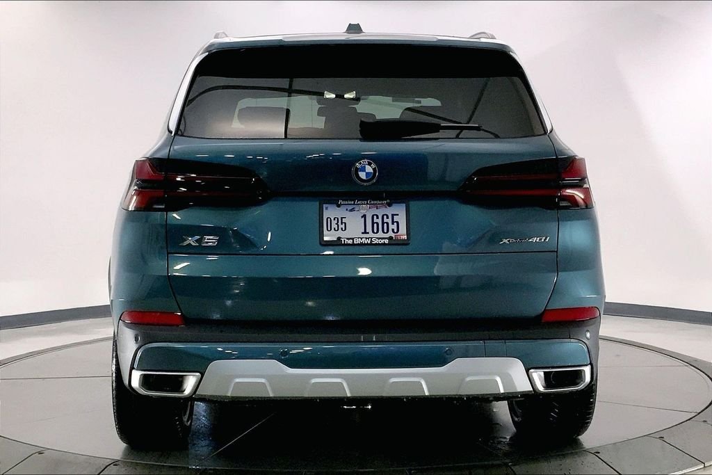 Used 2026 Blue Ridge Mountain Metallic BMW  image 3