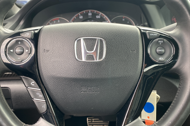 Used 2016 Red Honda Sport image 15