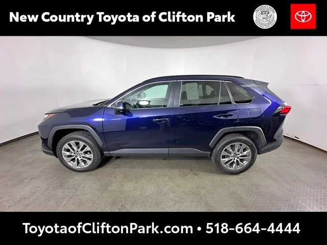 Used 2023 Blue Toyota XLE Premium image 6