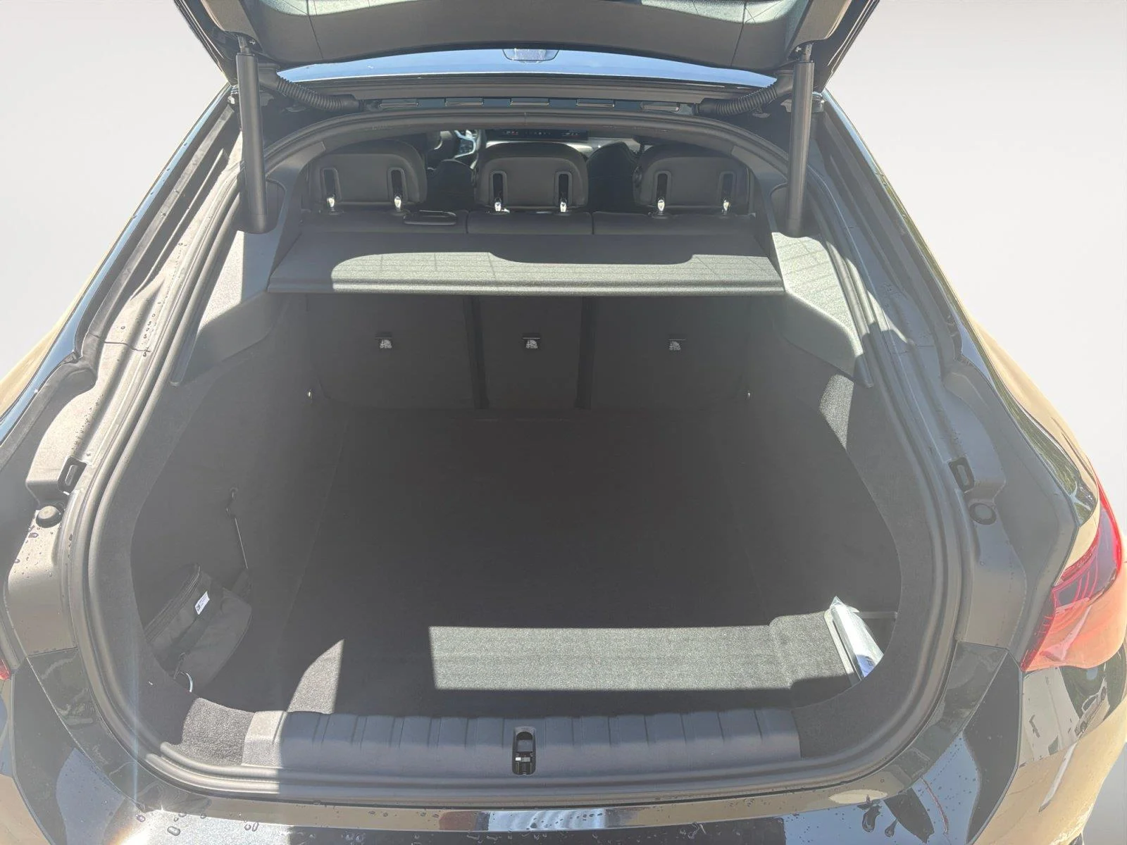 New 2026 Black Sapphire Metallic BMW 430i xDrive image 16