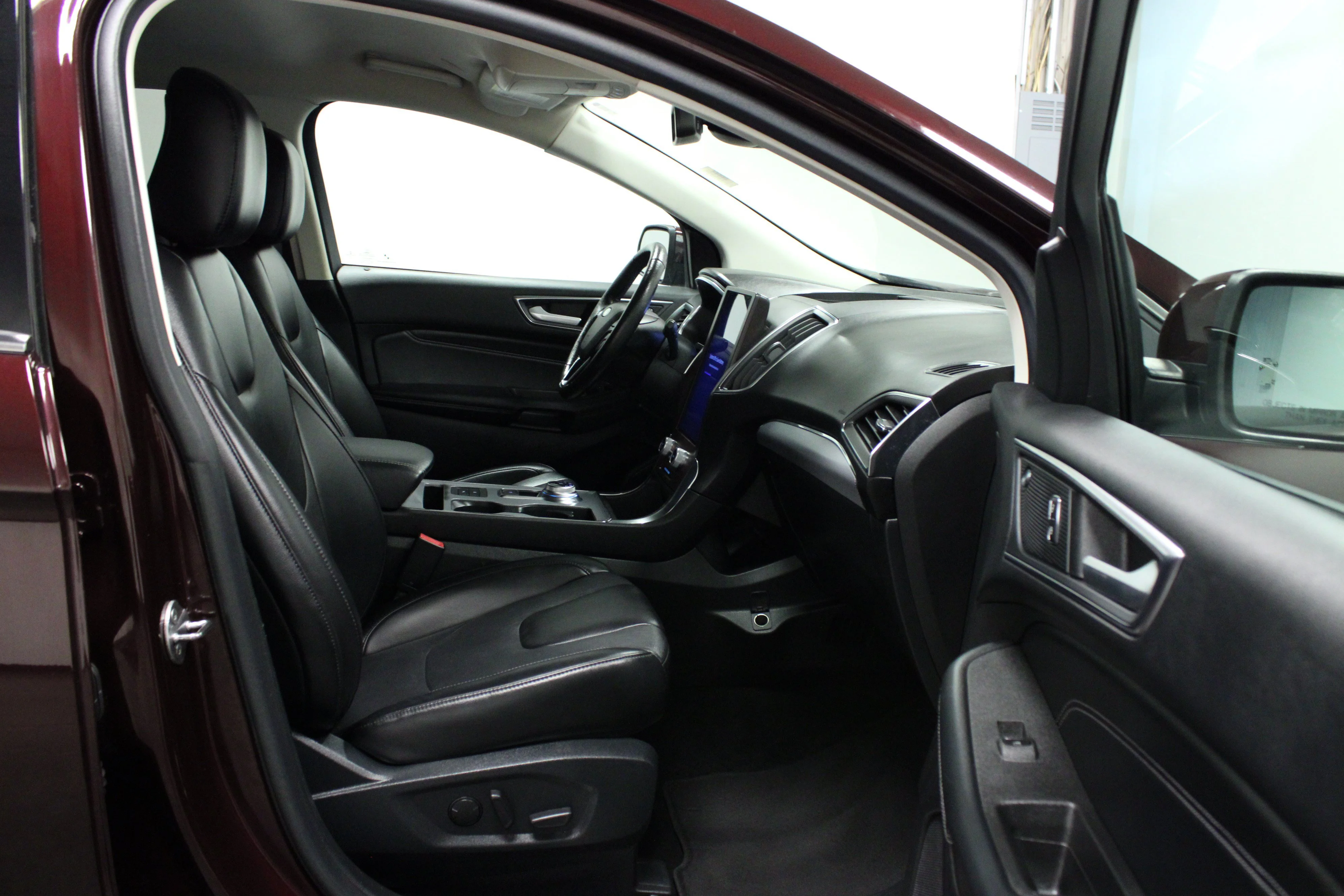 Used 2021 Burgundy Ford Titanium image 16