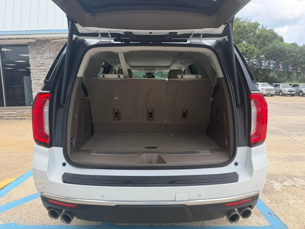 Used 2024 White GMC Denali image 8
