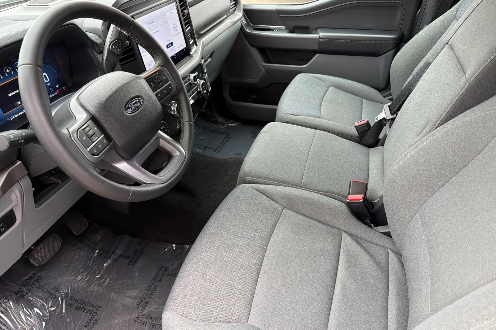 Used 2025 Gray Ford XLT image 8