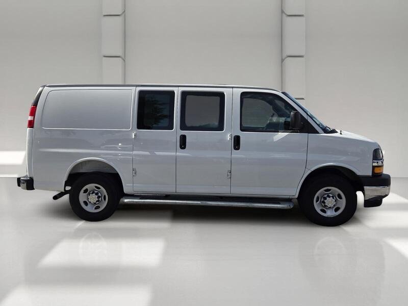 Used 2025 Summit White CHEVROLET RWD 2500 135" image 6