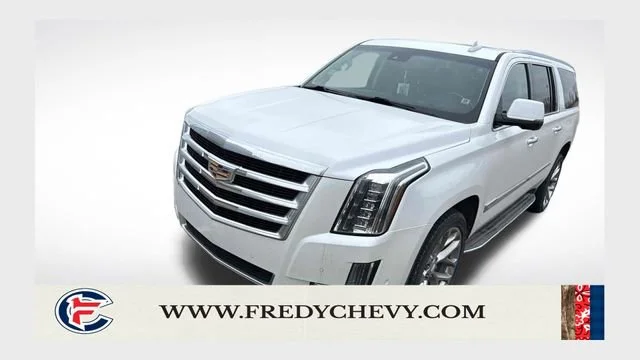 2017 Cadillac Escalade ESV AWD Luxury's photo