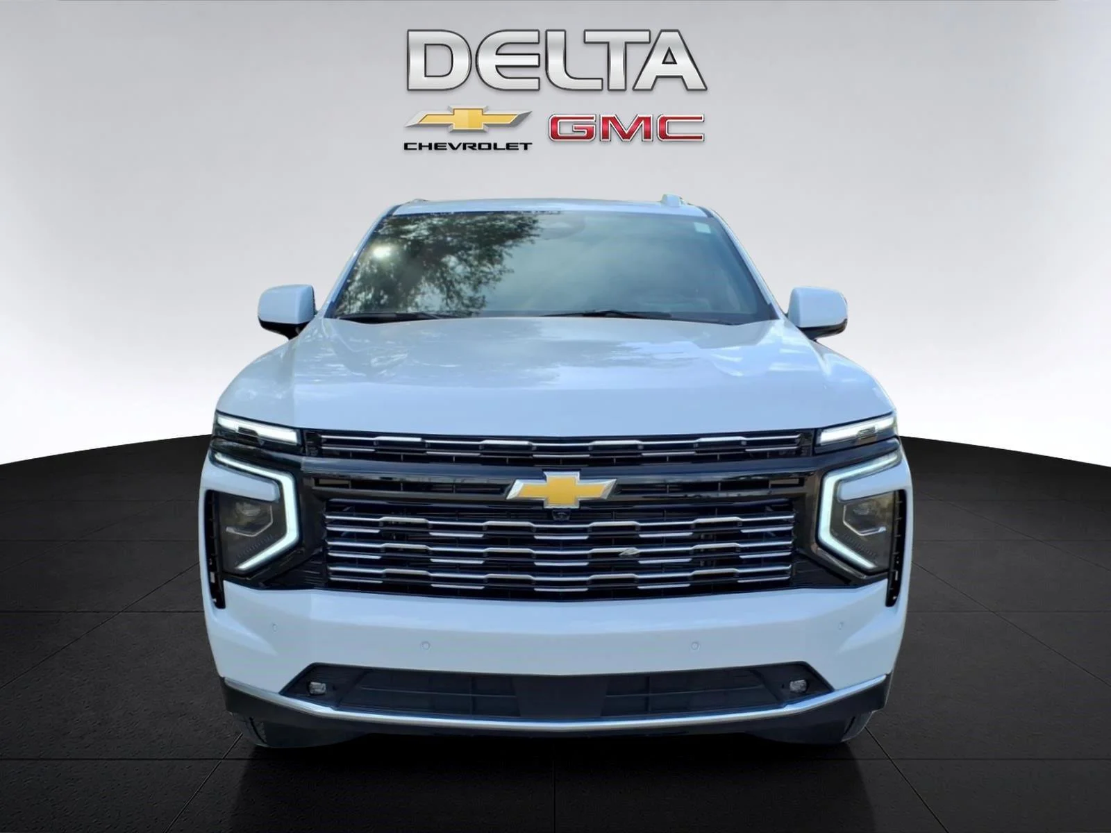 New 2027 Polar White Tricoat Chevrolet High Country image 8