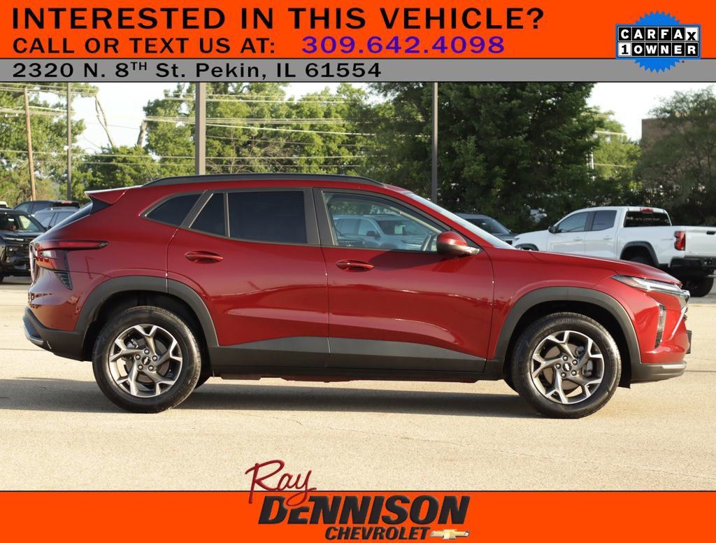 Used 2025 Crimson Metallic Chevrolet LT image 8