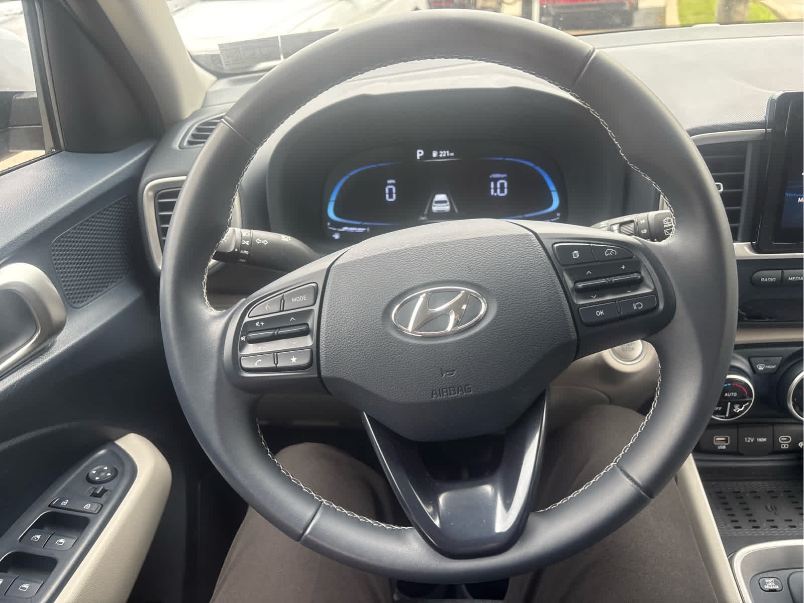 Certified Used 2023 Denim w/White Roof Hyundai Limited image 20