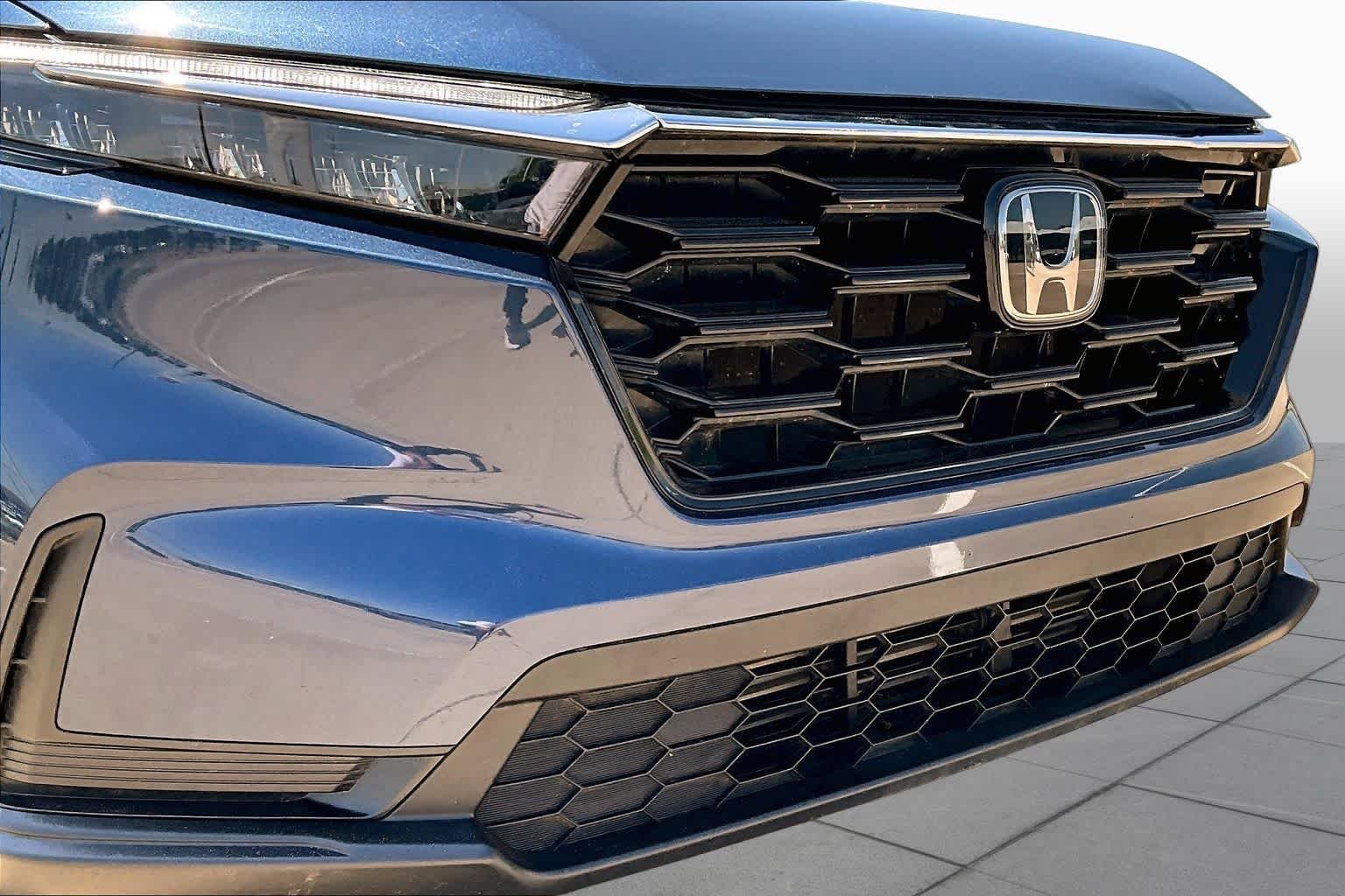 Used 2024 Canyon River Blue Metallic Honda EX image 28