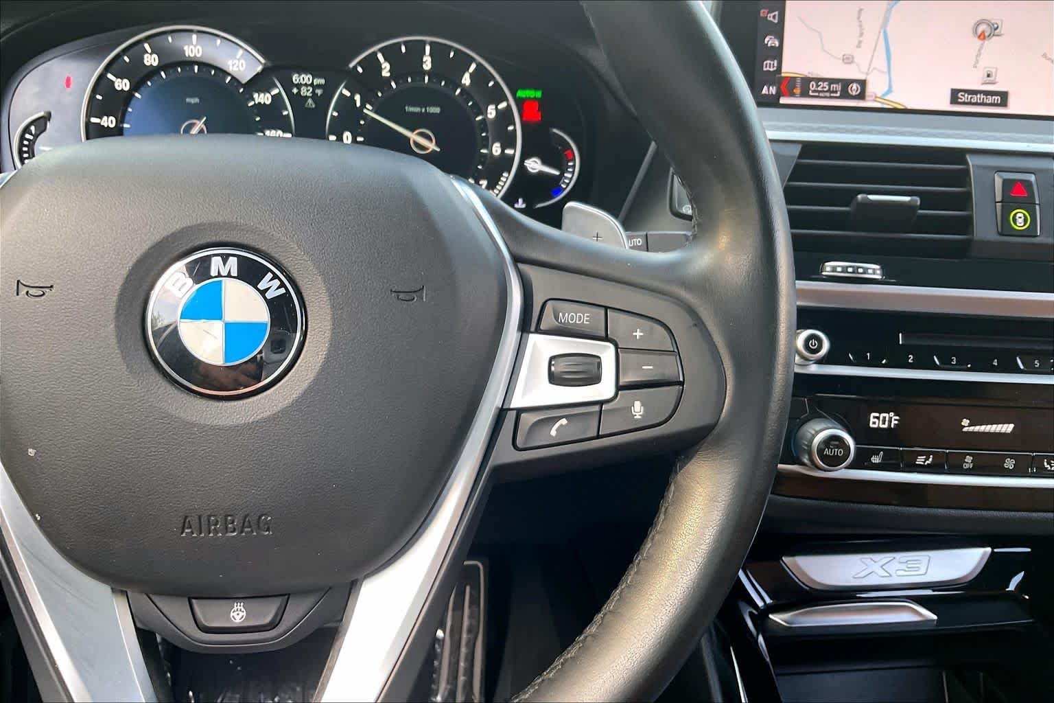 Used 2019 Phytonic Blue Metallic BMW xDrive30i image 24