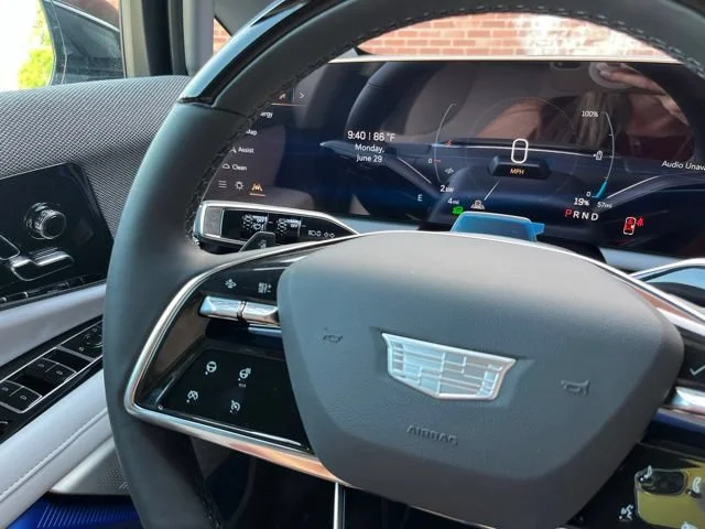 2027 Cadillac OPTIQ Luxury - Photo 33