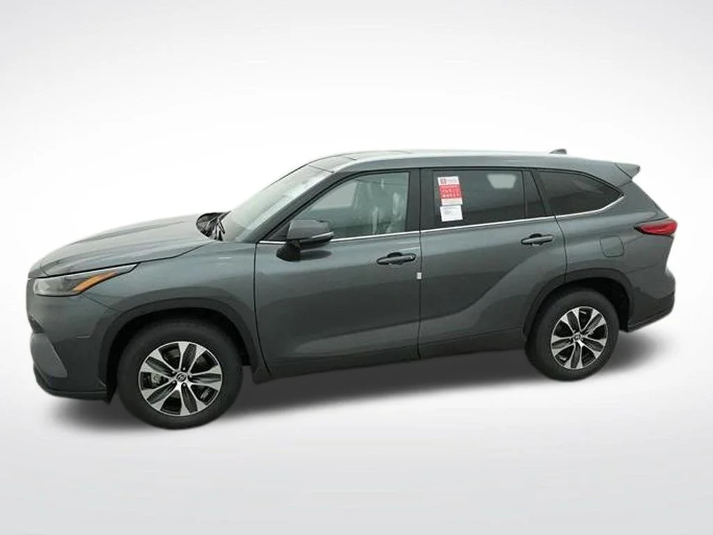 Used 2023 Gray Toyota XLE image 2