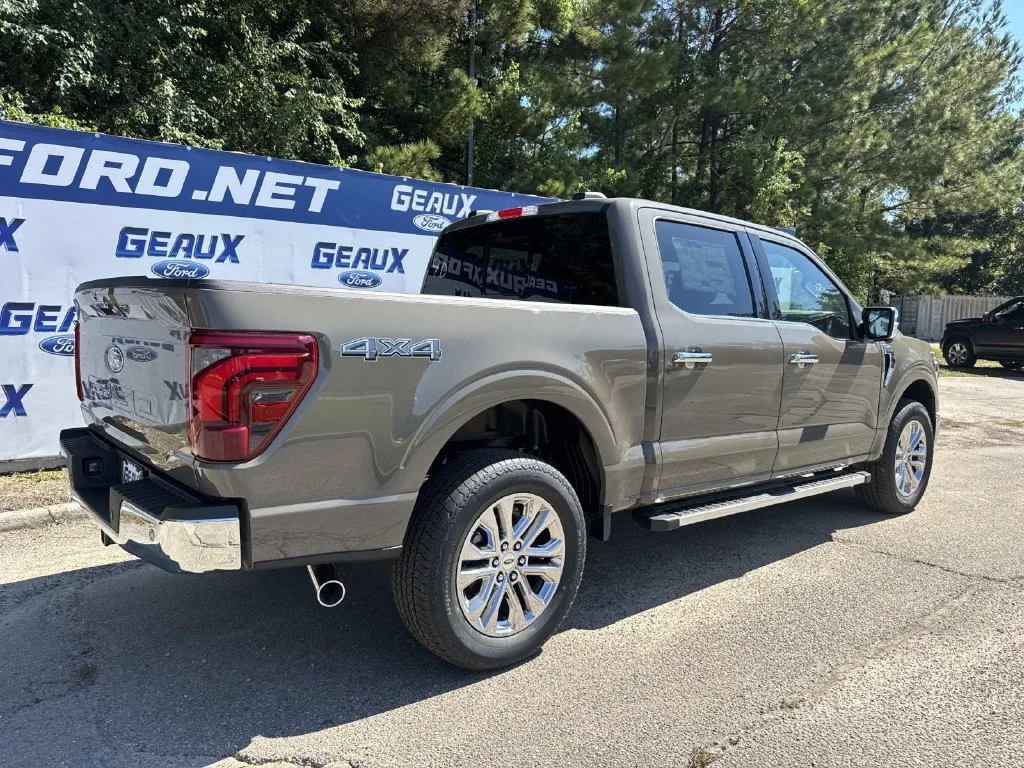New 2026 Gray Ford Lariat image 15