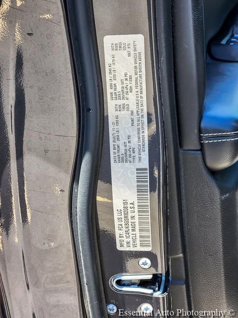 Used 2021 Gray Jeep Limited image 17