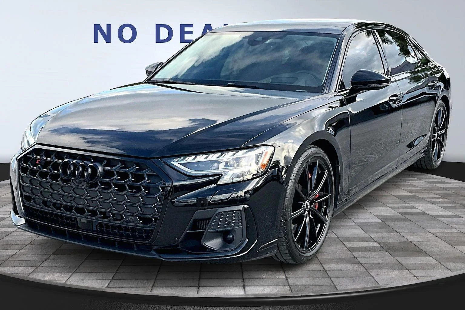 2023 Audi S8 4.0T quattro Tiptronic's photo