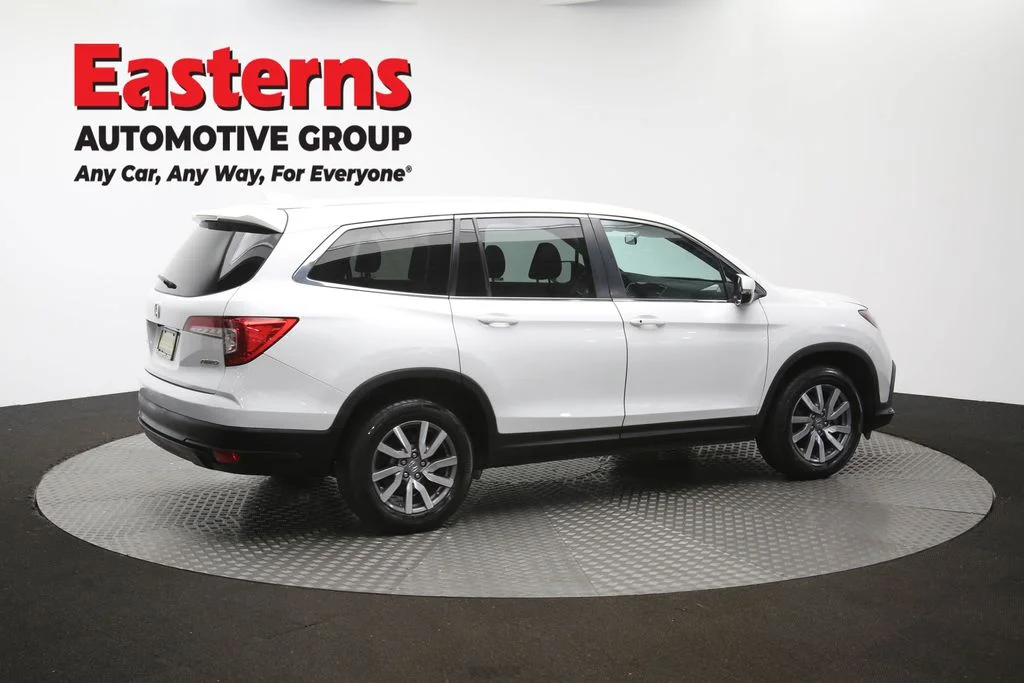 Used 2021 White Honda EX image 42