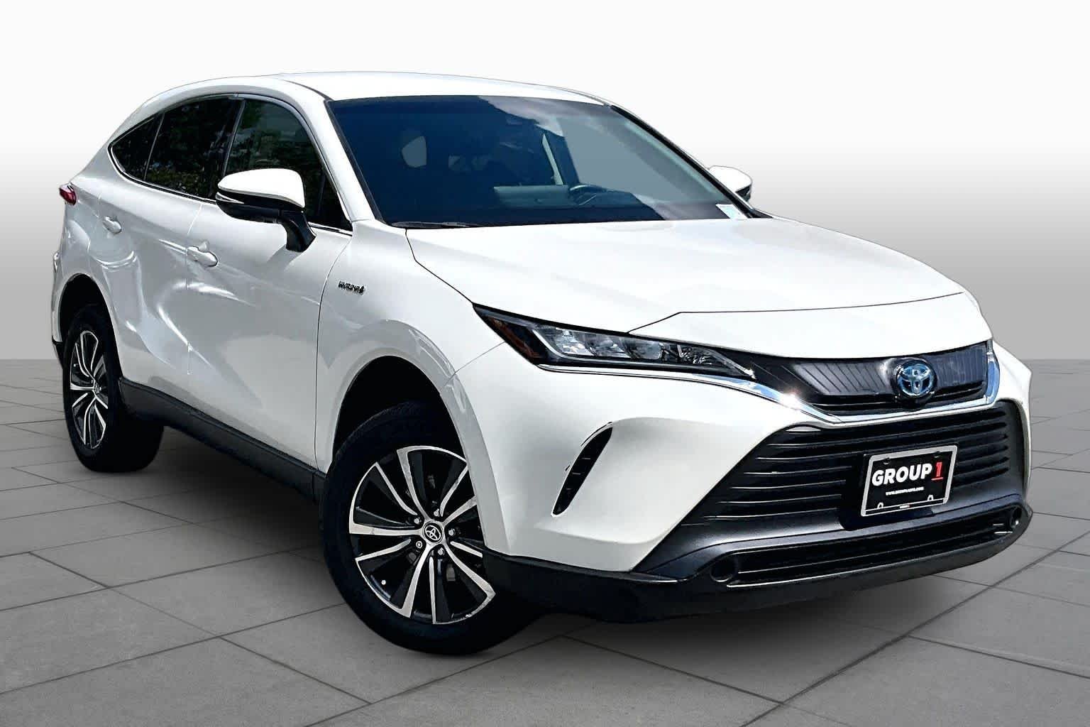 Certified Used 2021 Blizzard Pearl Toyota LE image 3
