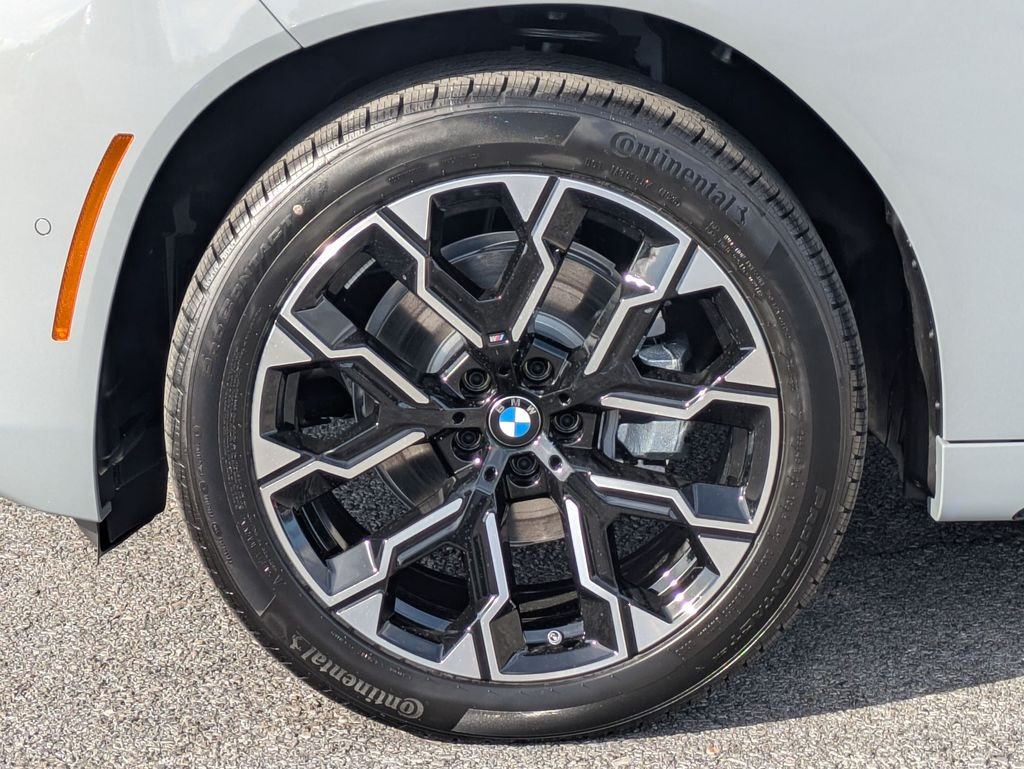 New 2026 Brooklyn Grey Metallic BMW 30 xDrive image 9
