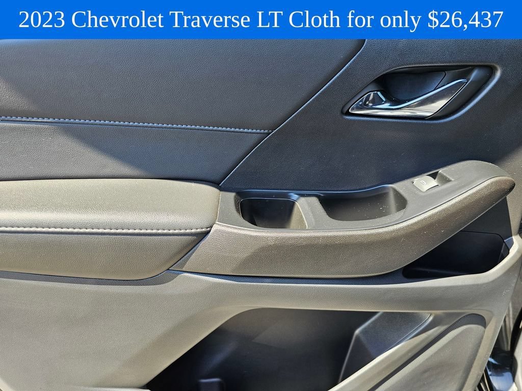 Used 2023 Mosaic Black Metallic Chevrolet LT Cloth image 16