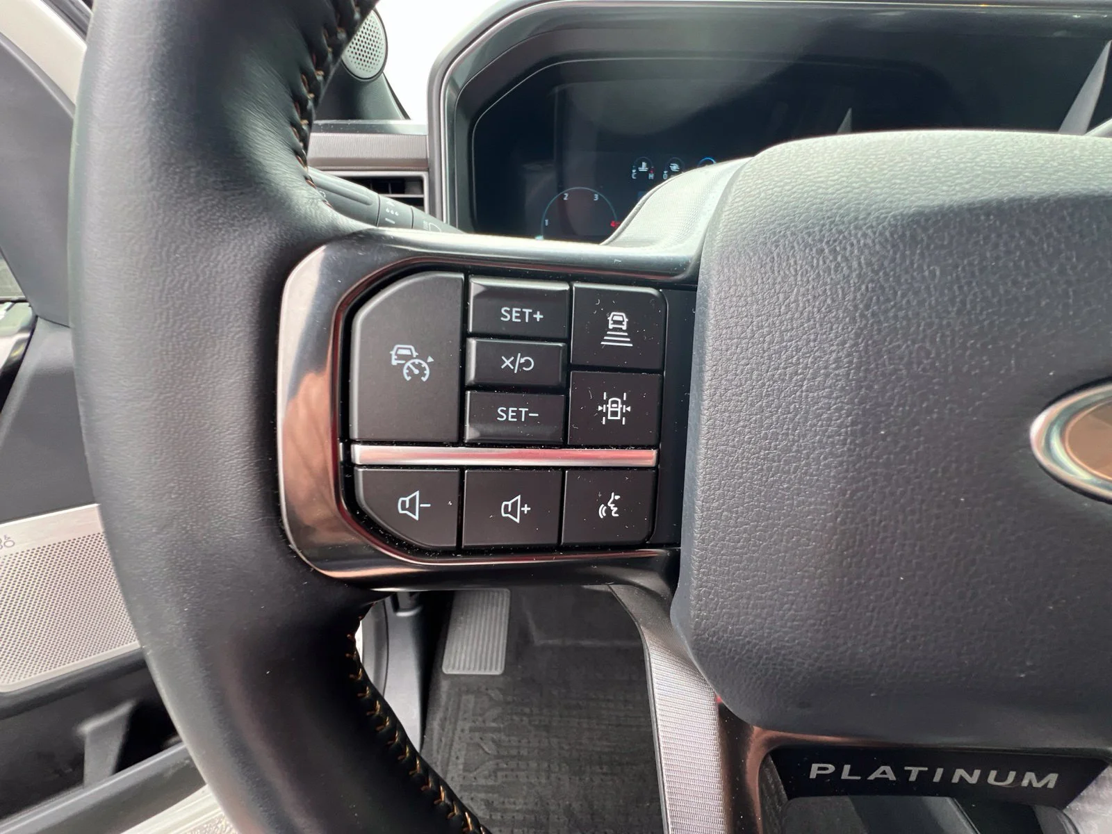 Certified Used 2024 Star White Ford Platinum image 22