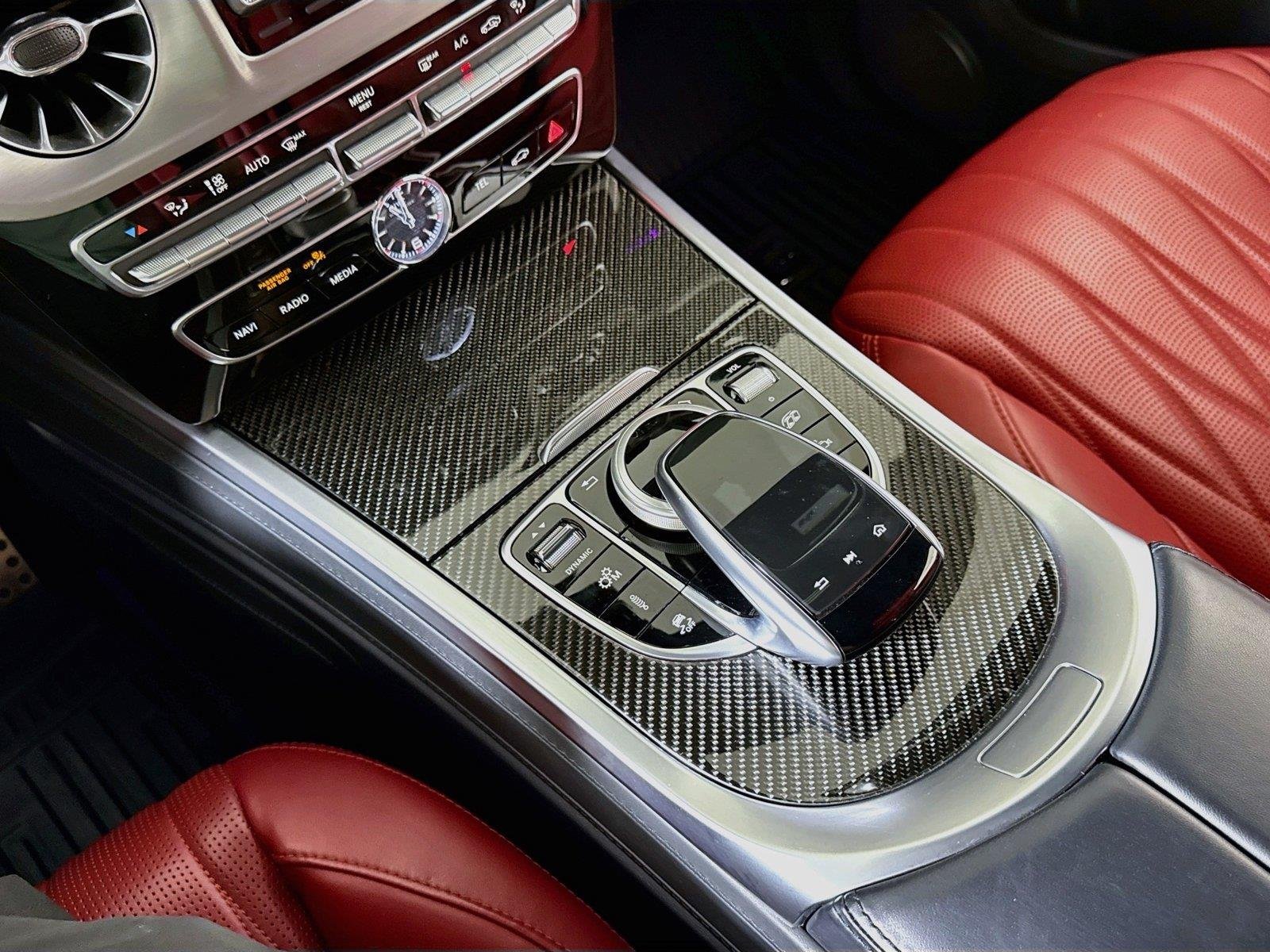 Used 2024 Obsidian Black Mercedes-Benz AMG® G 63 | Exclusive Int Pkg | Carbon Fiber Trim image 19
