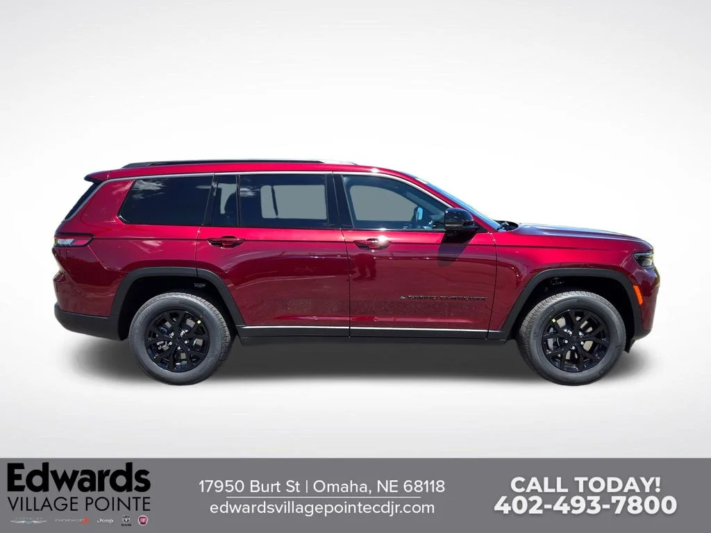 New 2026 Velvet Red Pearl-Coat Exterior Paint Jeep Altitude image 2