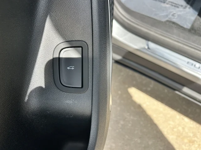 Used 2025 GRAY BUICK Preferred image 24