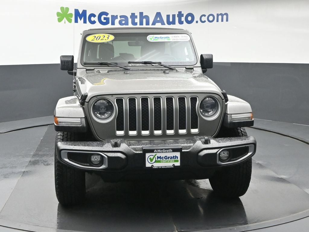 Used 2023 Gray Jeep Sahara image 6