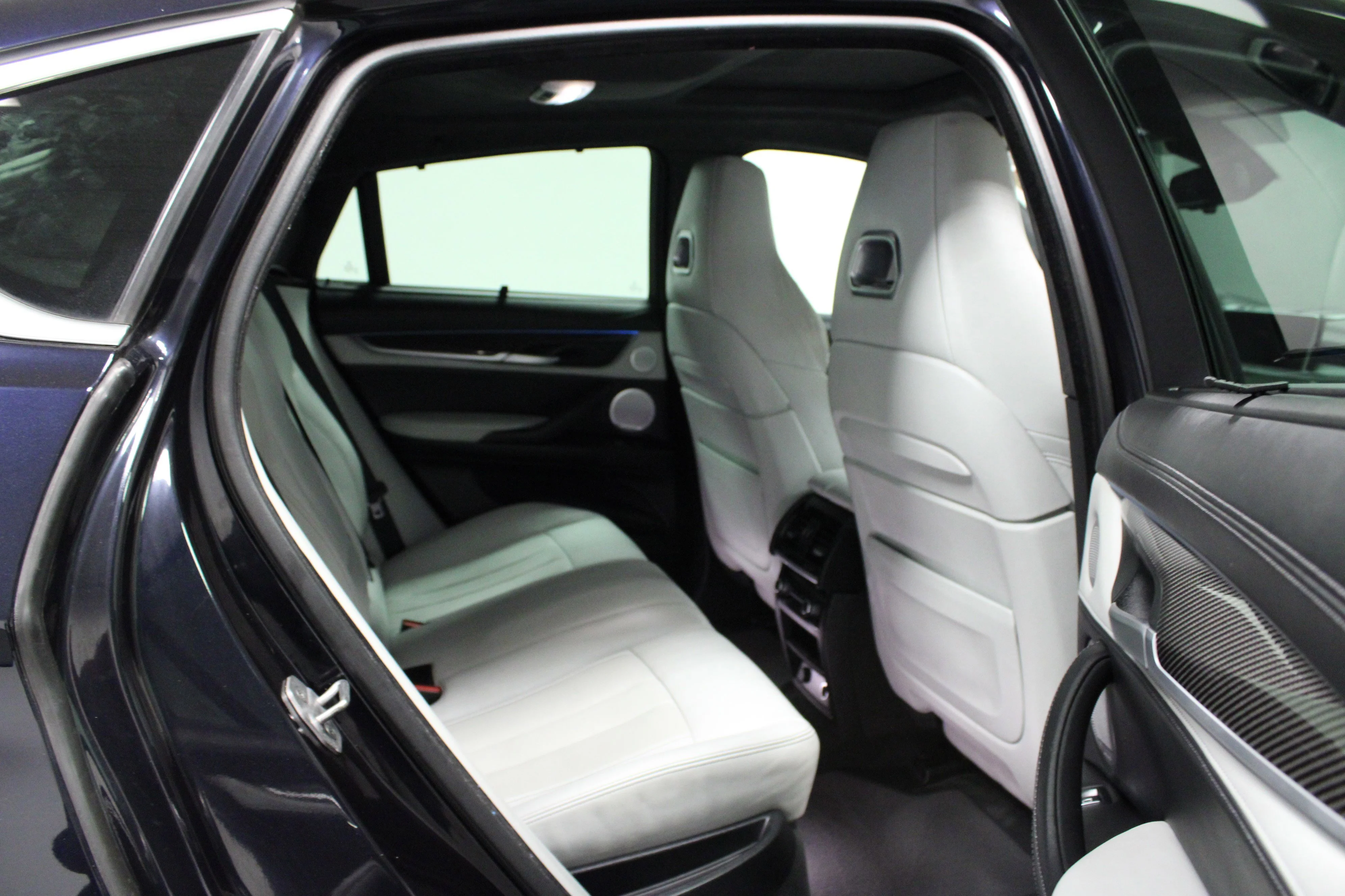 Used 2015 Carbon Black Metallic BMW Base image 14