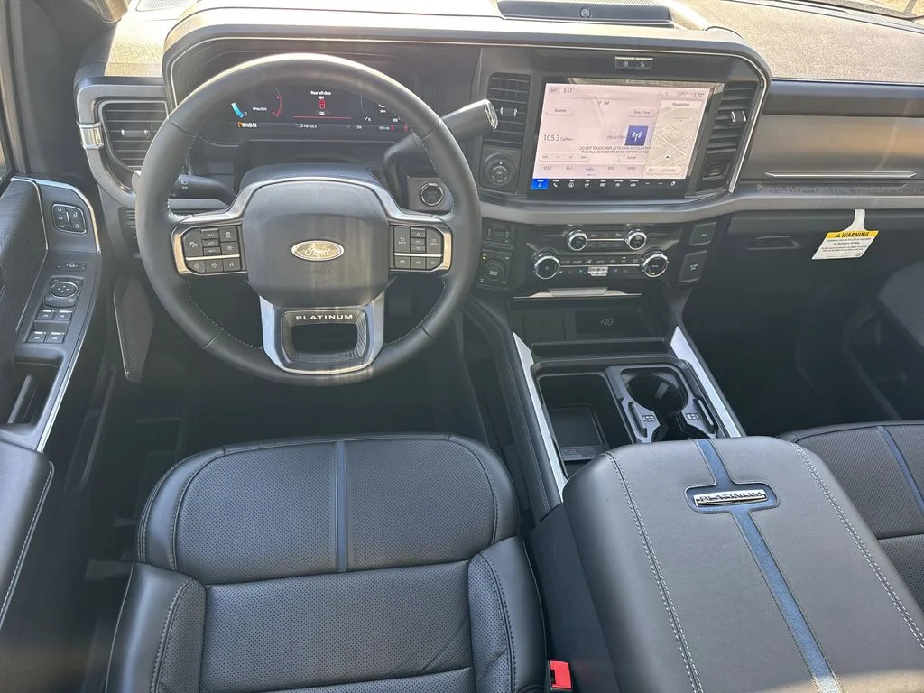 2025 Ford F-350 Super Duty Platinum - Photo 23