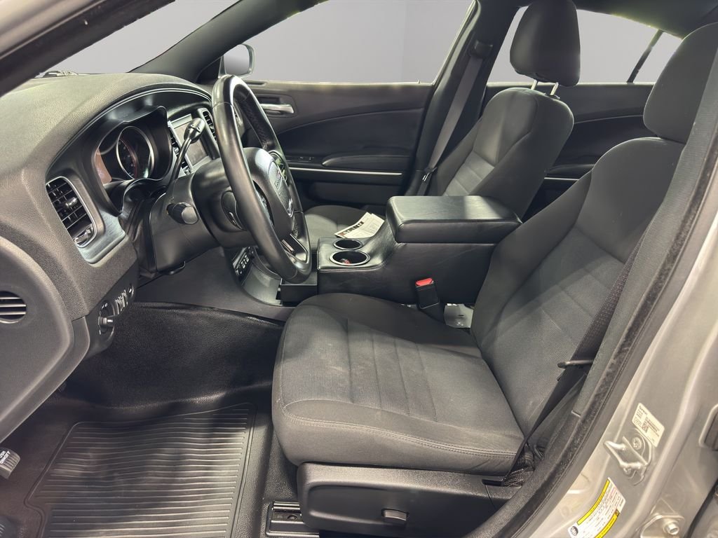 Used 2022 Bright Silver Metallic Clearcoat Dodge Police image 4