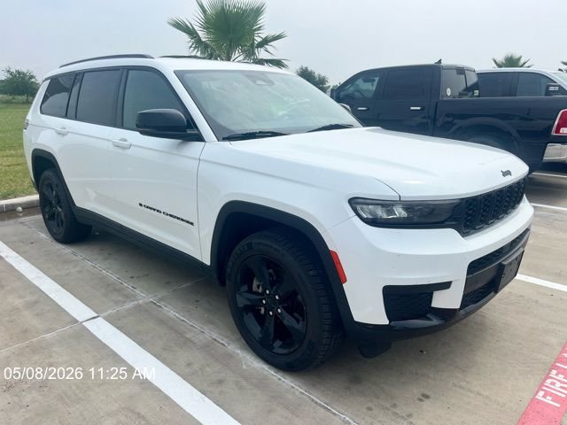 2023 Jeep Grand Cherokee L Altitude's photo