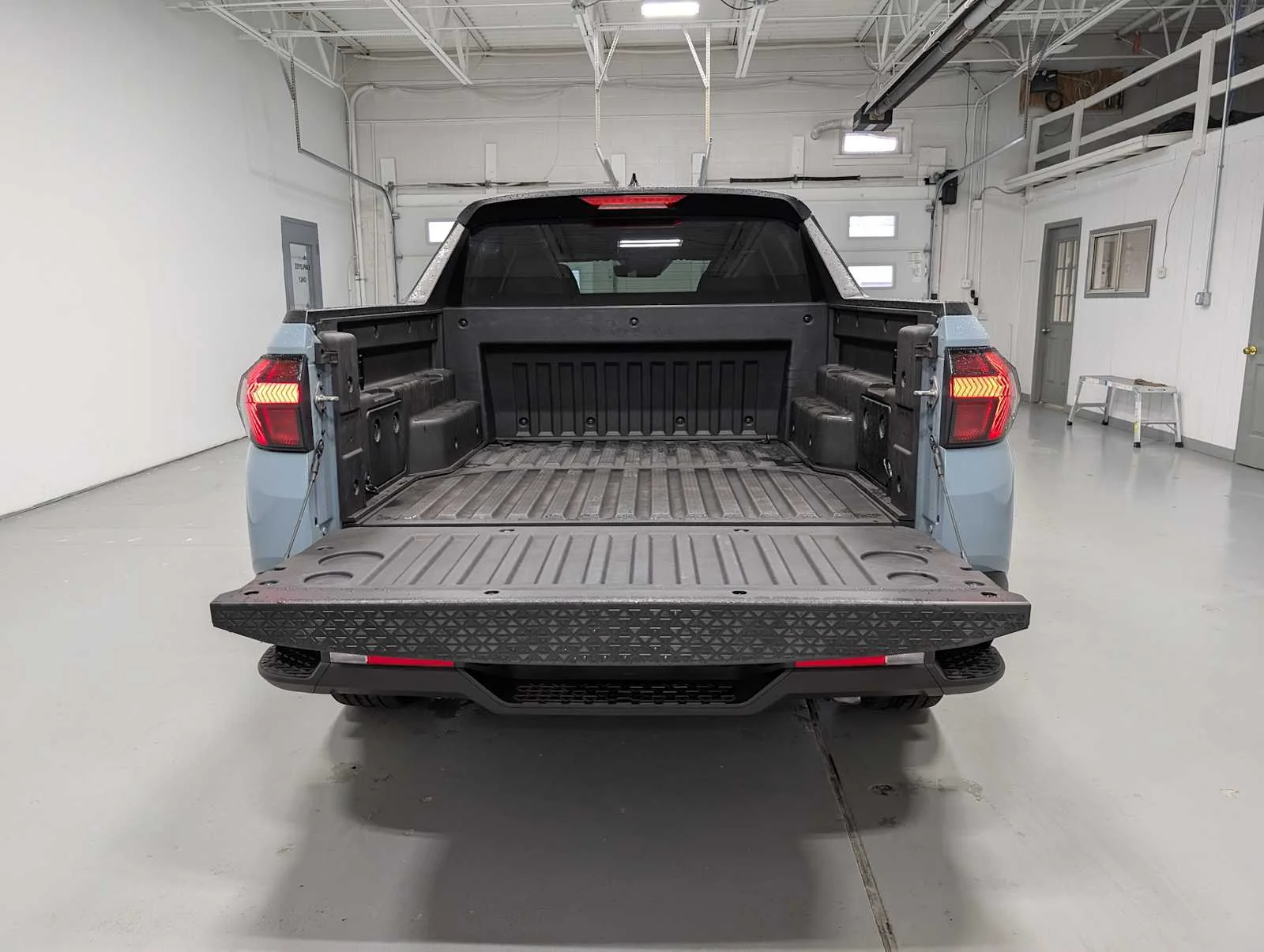 Used 2024 Blue Stone Hyundai SEL image 38