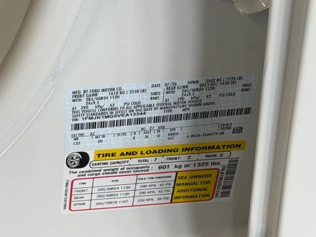 New 2027 Star White Metallic Tri-Coat Ford Platinum image 37