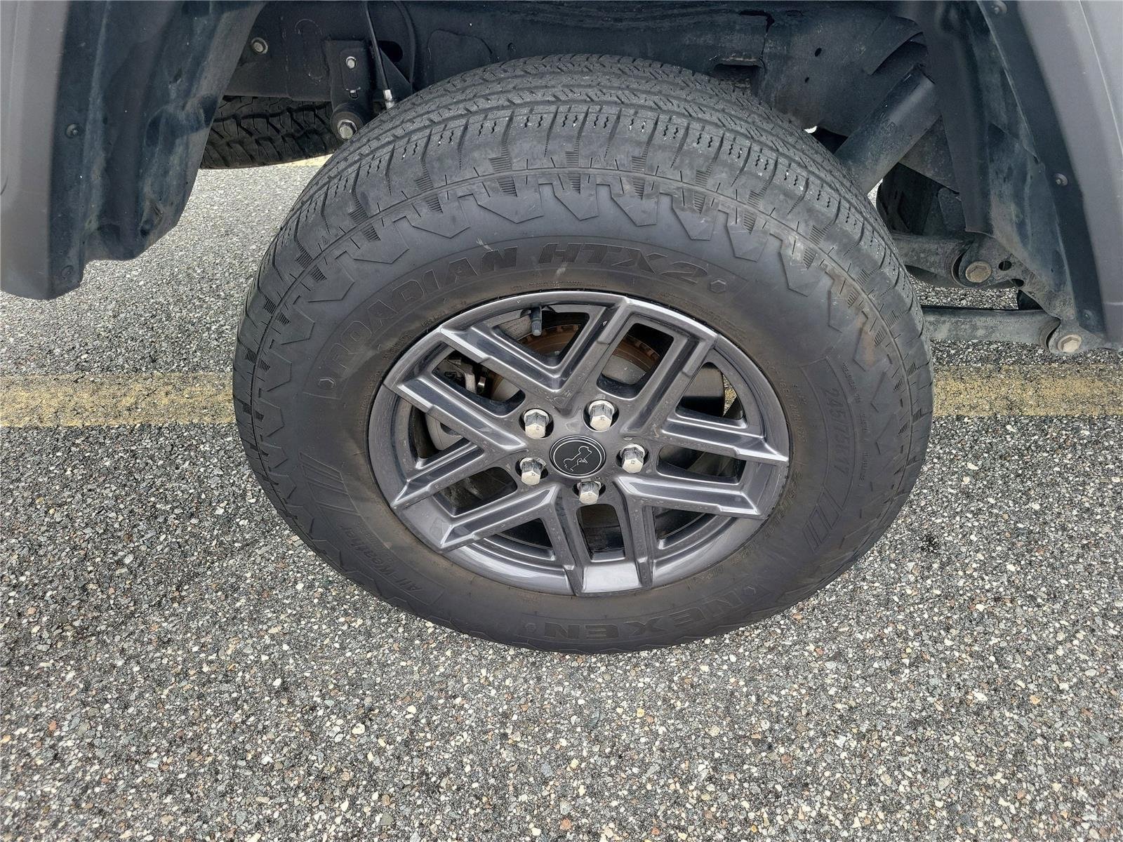 Used 2020 Bright White Clearcoat Jeep Sport S image 7