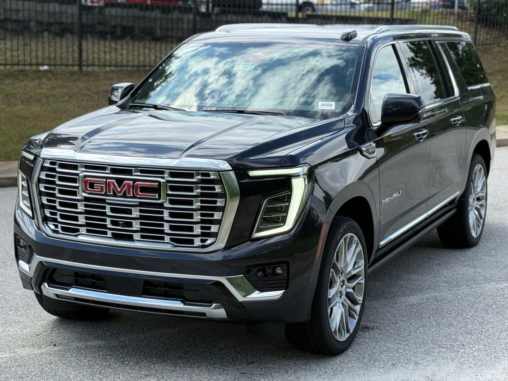 2026 GMC Yukon XL Denali - Photo 9