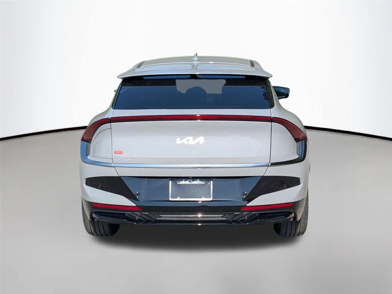 2025 Kia EV6 Wind - Photo 8